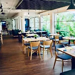 Ibis Strasbourg Aeroport Le Zenith Отель