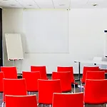Hotel Ibis Strasbourg Aeroport Le Zenith 3*