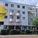 Отель Ibis Strasbourg Aeroport Le Zenith 3*