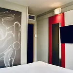 Отель Ibis Strasbourg Aeroport Le Zenith