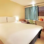 Ibis Strasbourg Aeroport Le Zenith