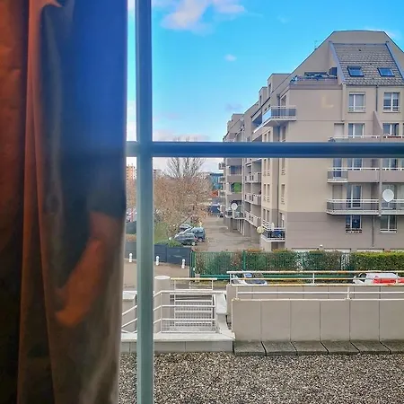 Ibis Strasbourg Aeroport Le Zenith Otel