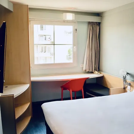 Ibis Strasbourg Aeroport Le Zenith 3*