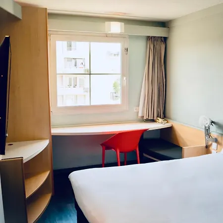 Ibis Strasbourg Aéroport Le Zénith 3*