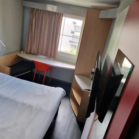 Hotel Ibis Strasbourg Aeroport Le Zenith 3*