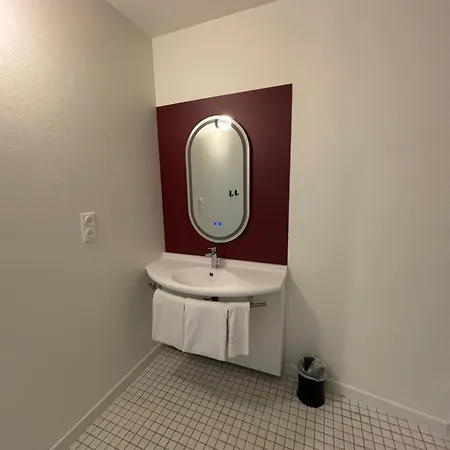 Ibis Strasbourg Aéroport Le Zénith Hotel 3*