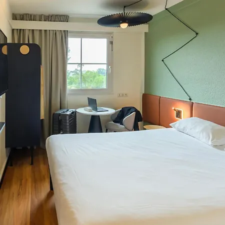 Ibis Strasbourg Aeroport Le Zenith Отель Линголшем