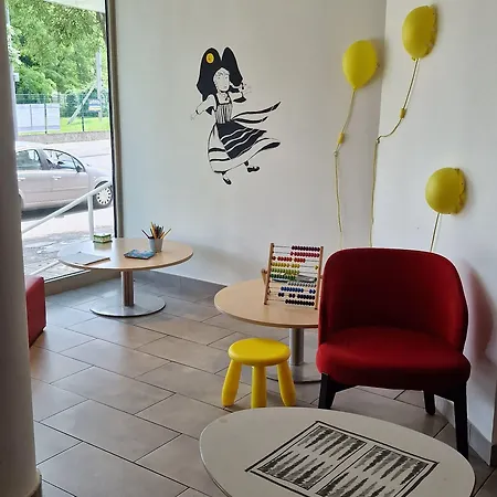 Ibis Strasbourg Aeroport Le Zenith Отель
