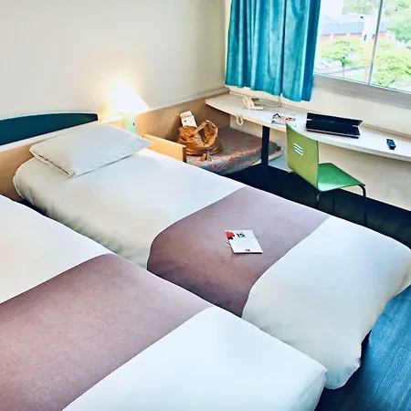 Ibis Strasbourg Aeroport Le Zenith Otel 3*