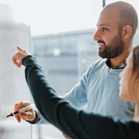 宜必思斯特拉斯堡机场泽尼斯体育场酒店