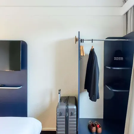 Ibis Strasbourg Aéroport Le Zénith 3*