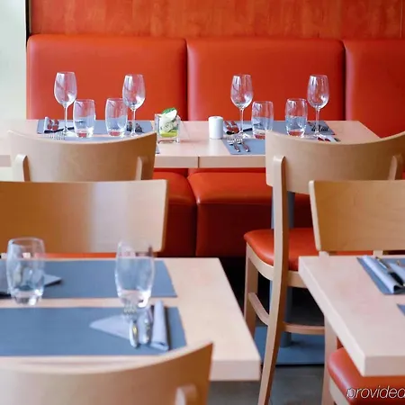 Ibis Strasbourg Aéroport Le Zénith