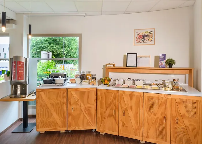 宜必思斯特拉斯堡机场泽尼斯体育场酒店 酒店 利戈尔塞姆