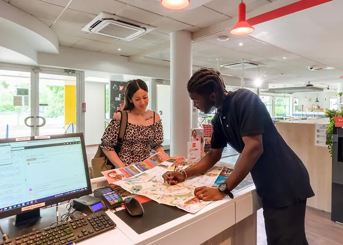 宜必思斯特拉斯堡机场泽尼斯体育场酒店 3* 利戈尔塞姆