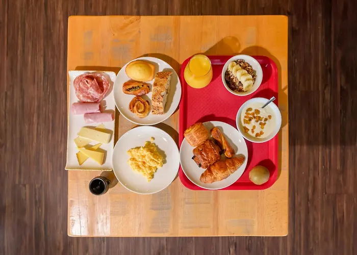 酒店 宜必思斯特拉斯堡机场泽尼斯体育场酒店 3*