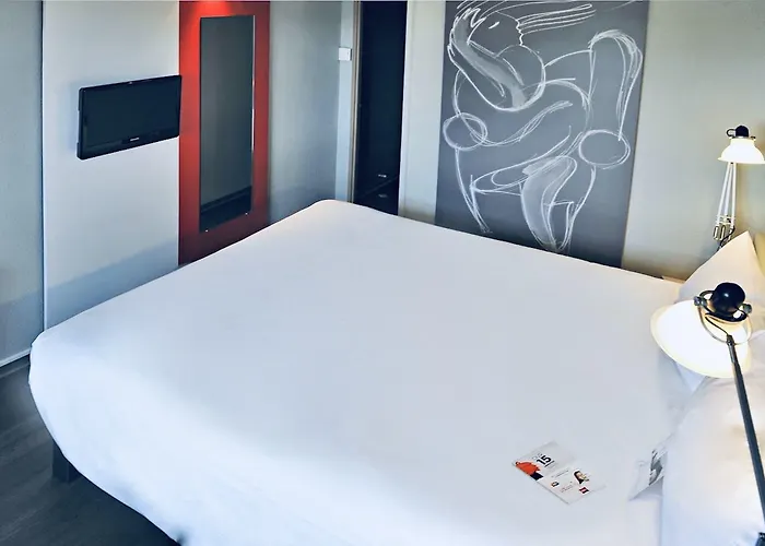 酒店 宜必思斯特拉斯堡机场泽尼斯体育场酒店