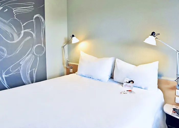 酒店 宜必思斯特拉斯堡机场泽尼斯体育场酒店