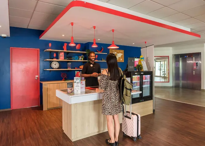 宜必思斯特拉斯堡机场泽尼斯体育场酒店